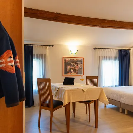 La Casa Di Rosa 3* Vago