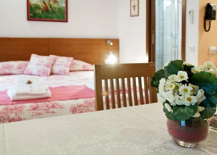 La Casa Di Rosa Bed & Breakfast 4*
