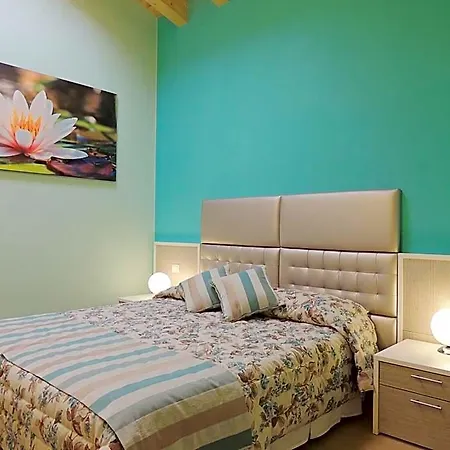 Frühstückspension La Casa Di Rosa 4*