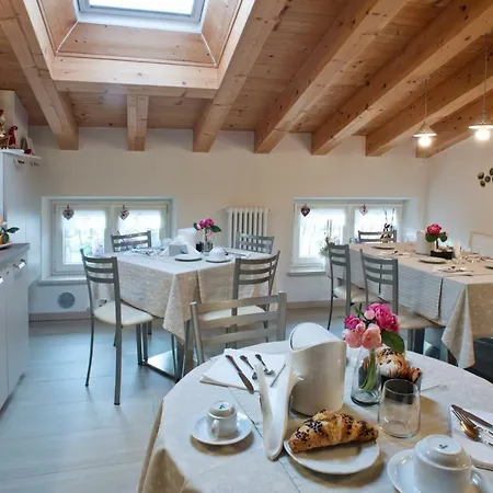 La Casa Di Rosa לינה וארוחת בוקר